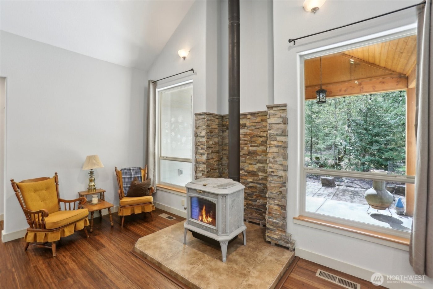 230 Riley Court , Toutle, WA 98649