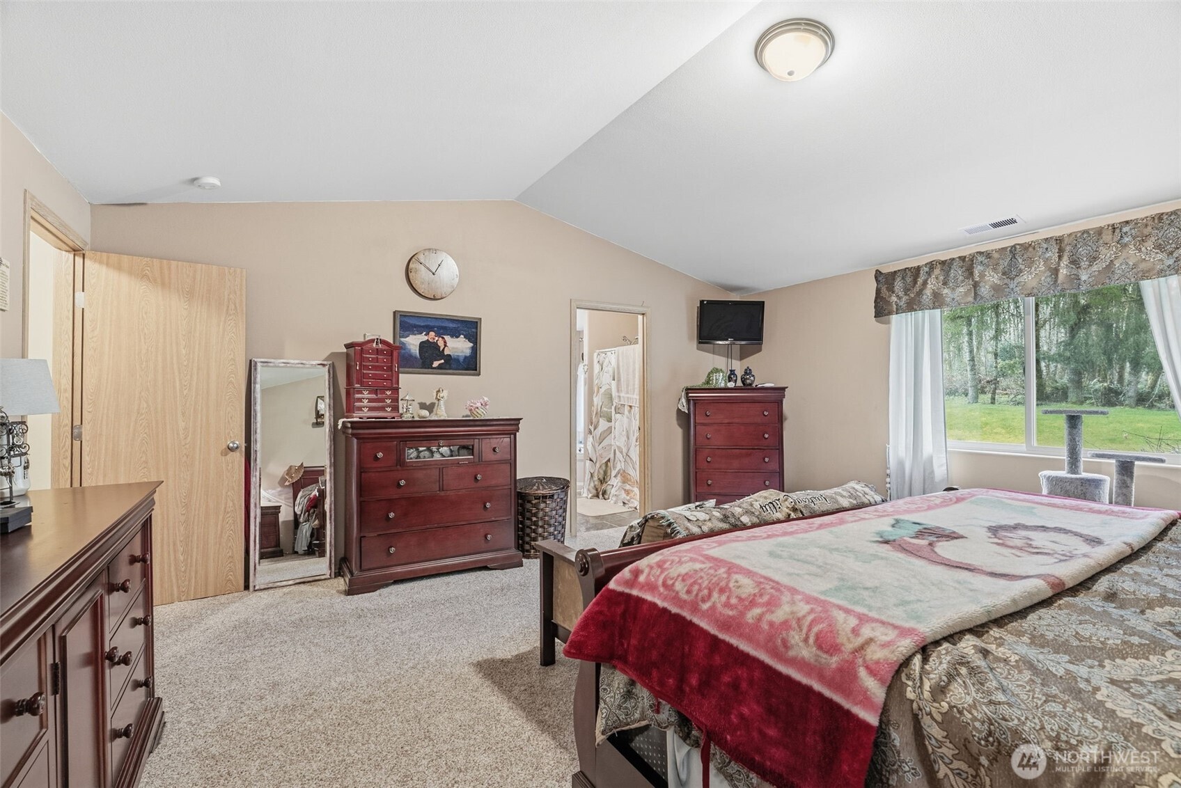 260 Trinity Drive , Castle Rock, WA 98611