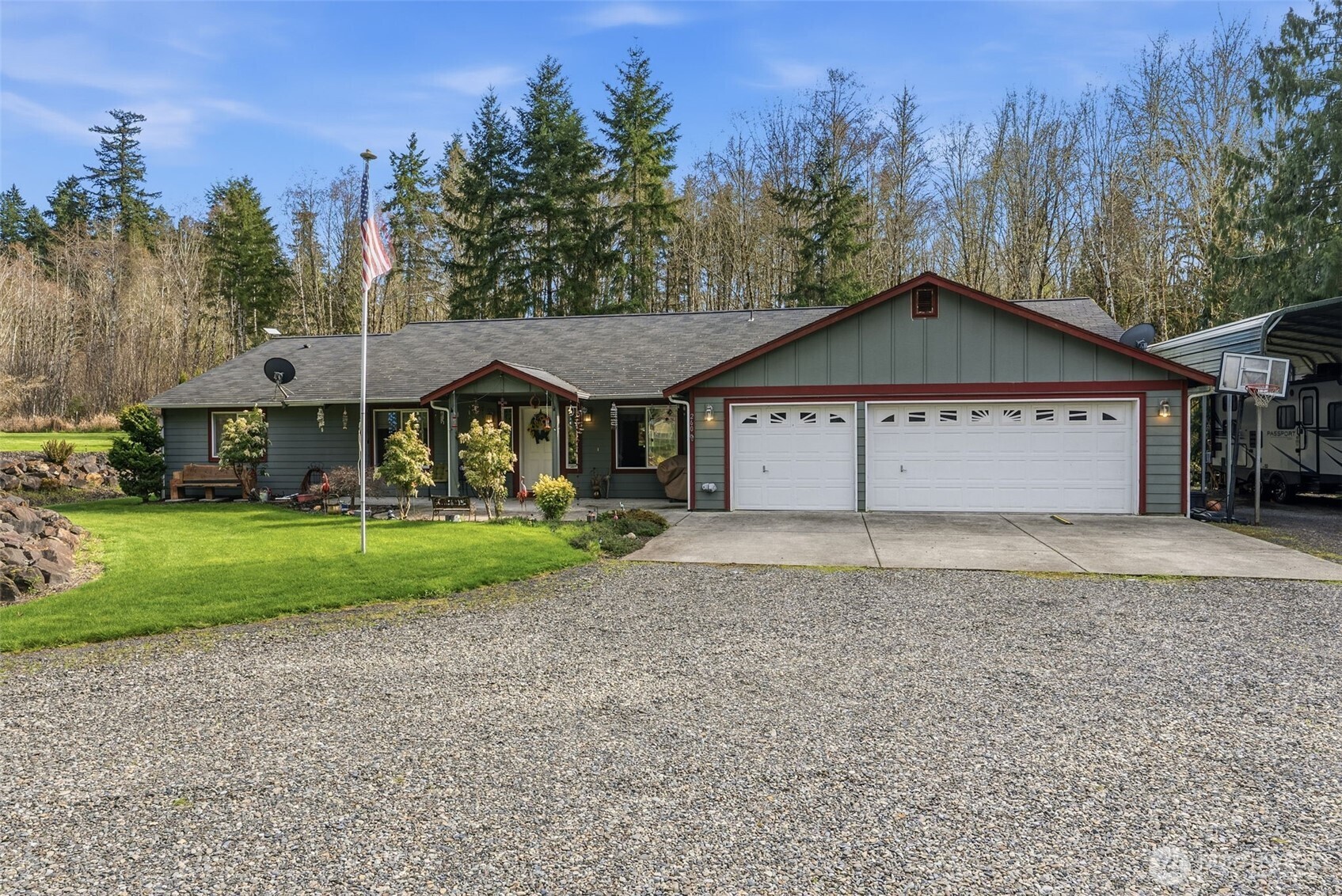 260 Trinity Drive , Castle Rock, WA 98611