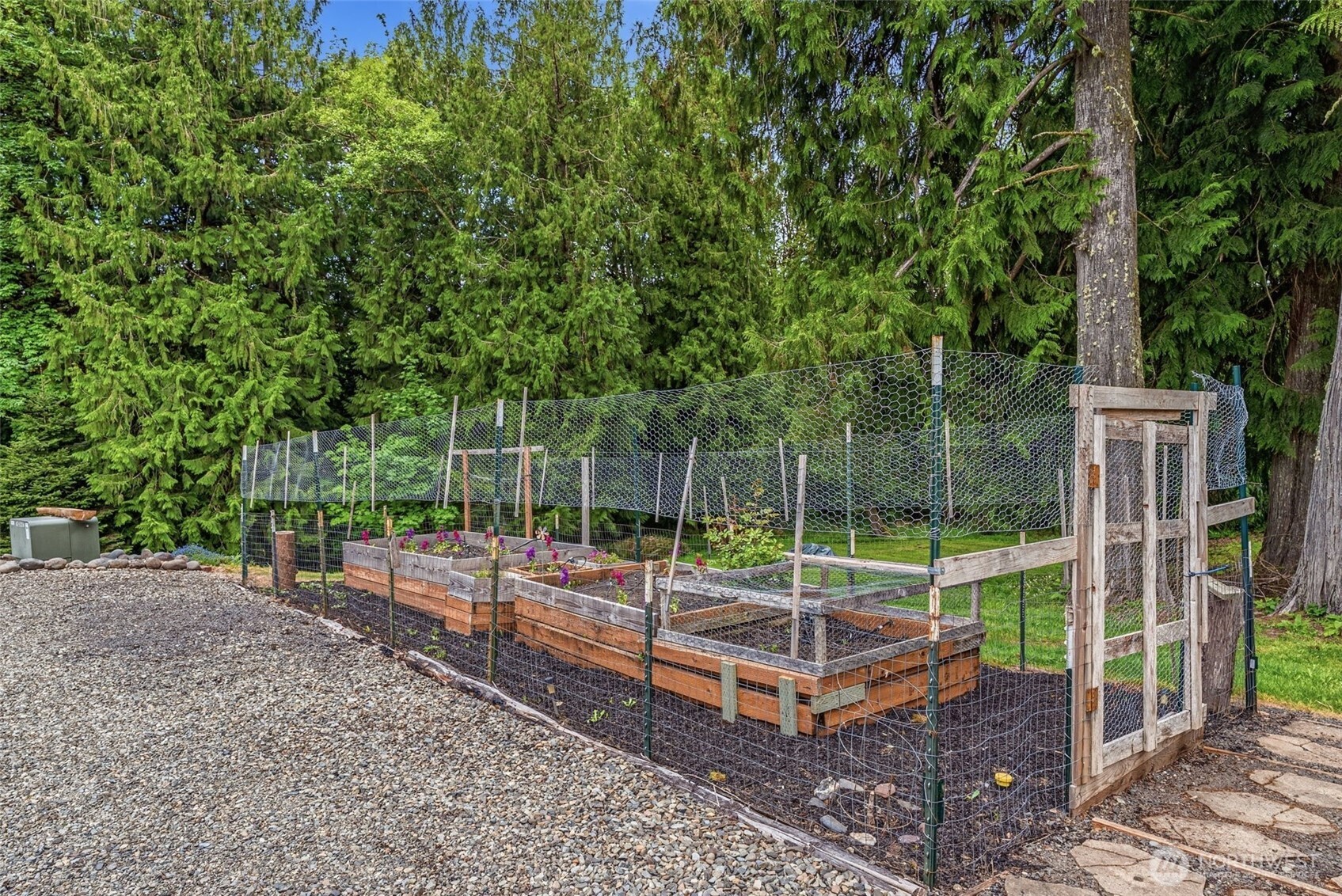 260 Trinity Drive , Castle Rock, WA 98611
