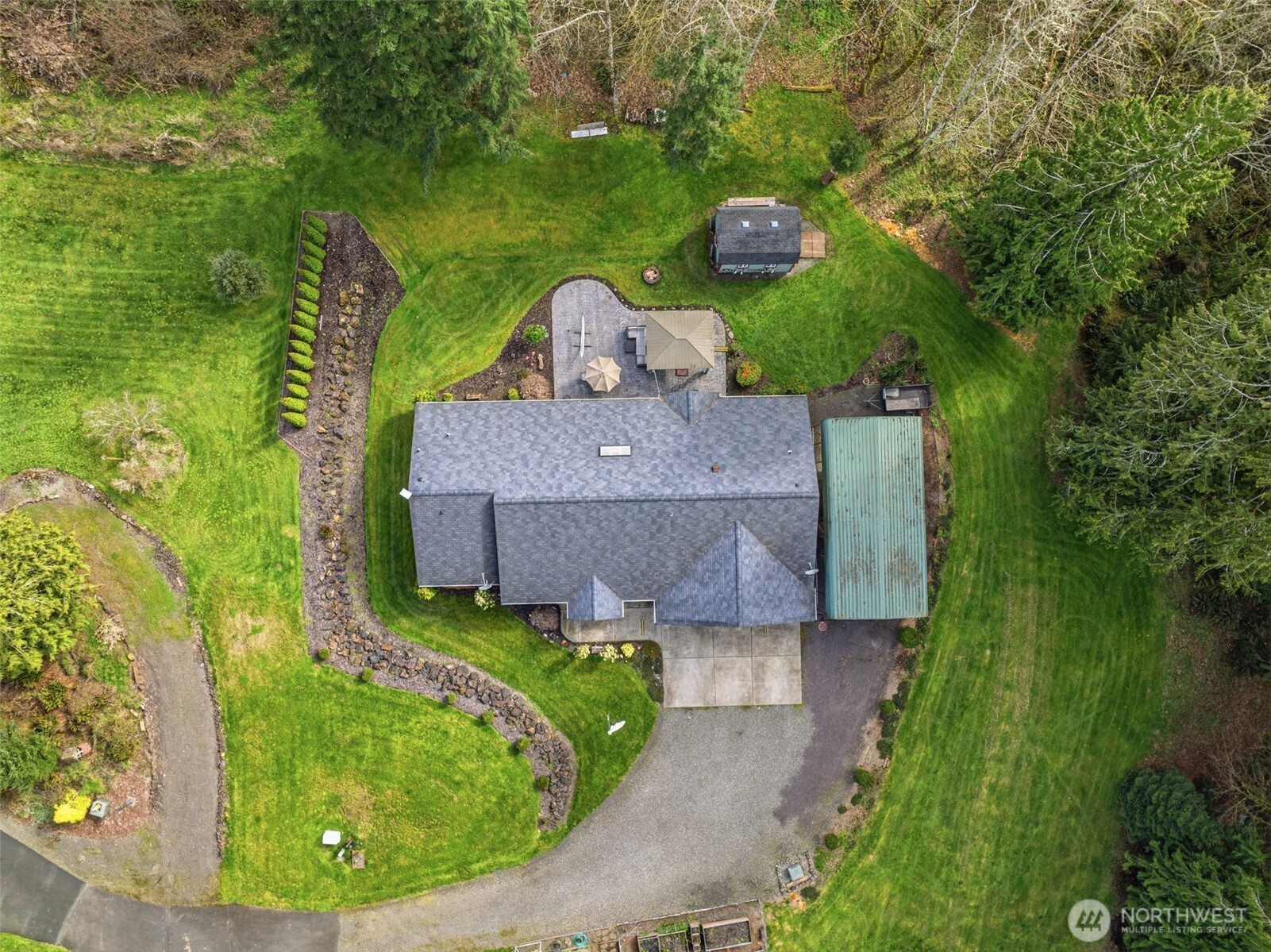 260 Trinity Drive , Castle Rock, WA 98611