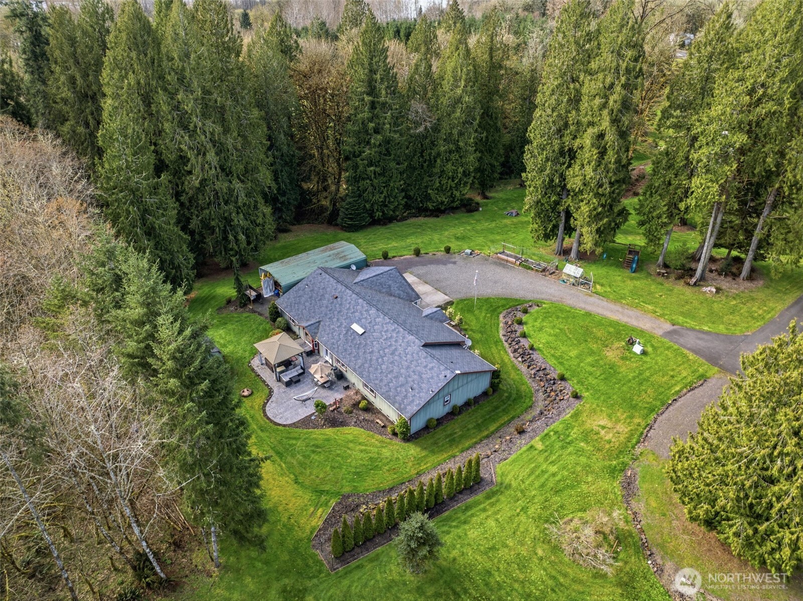 260 Trinity Drive , Castle Rock, WA 98611