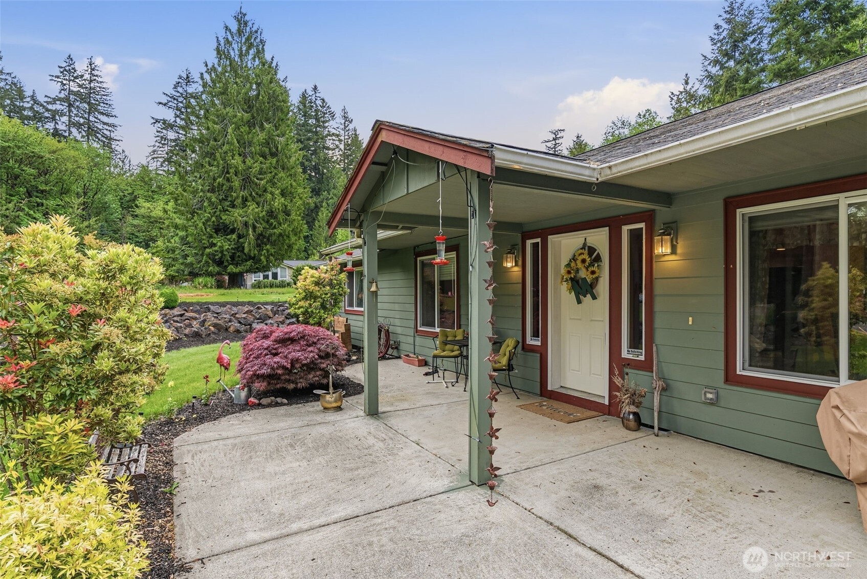 260 Trinity Drive , Castle Rock, WA 98611