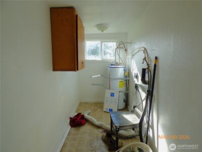 615 Haight Street , Aberdeen, WA 98520 - Photo 8