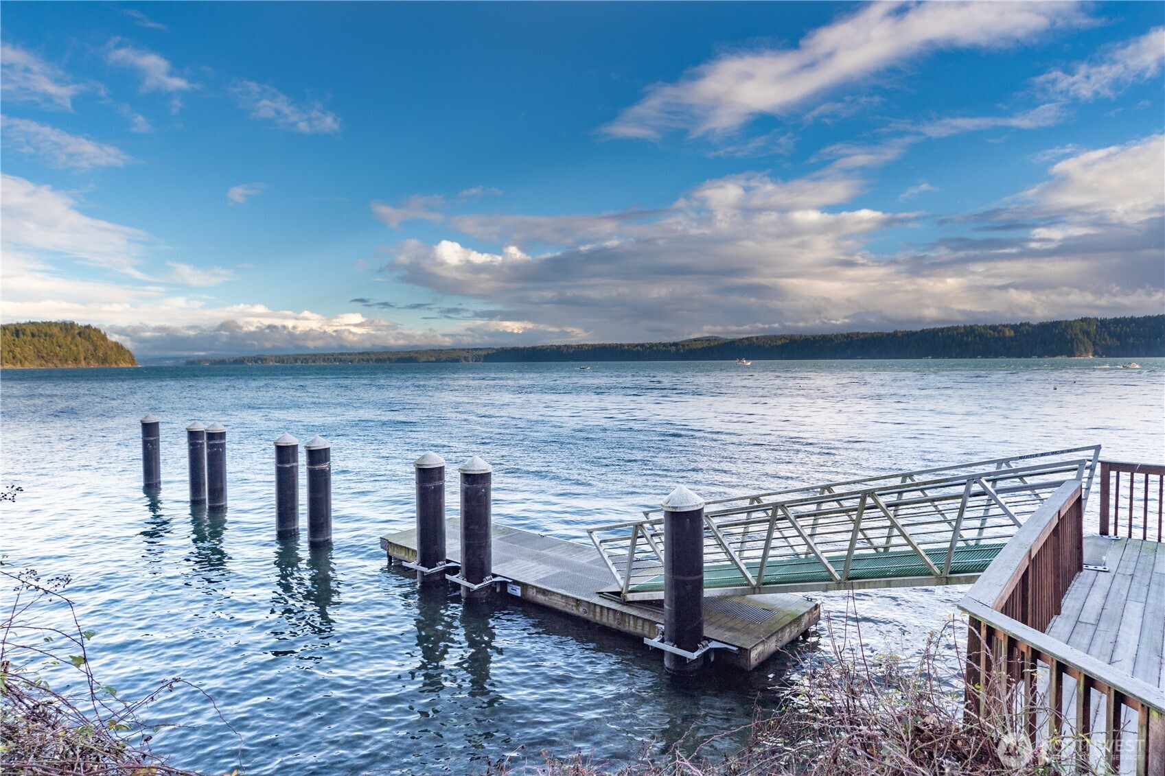 680 Mountain Trail , Brinnon, WA 98320