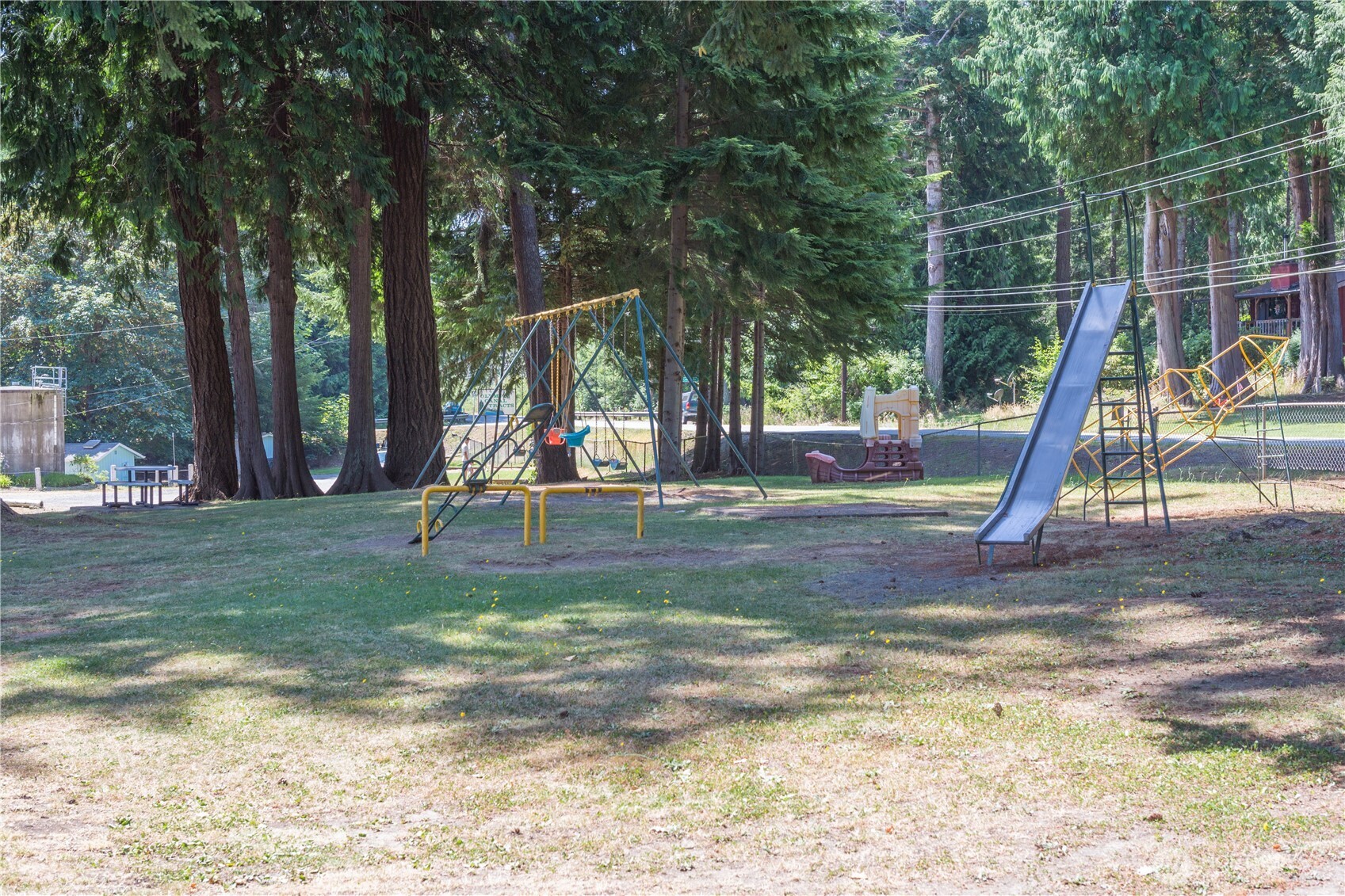 680 Mountain Trail , Brinnon, WA 98320