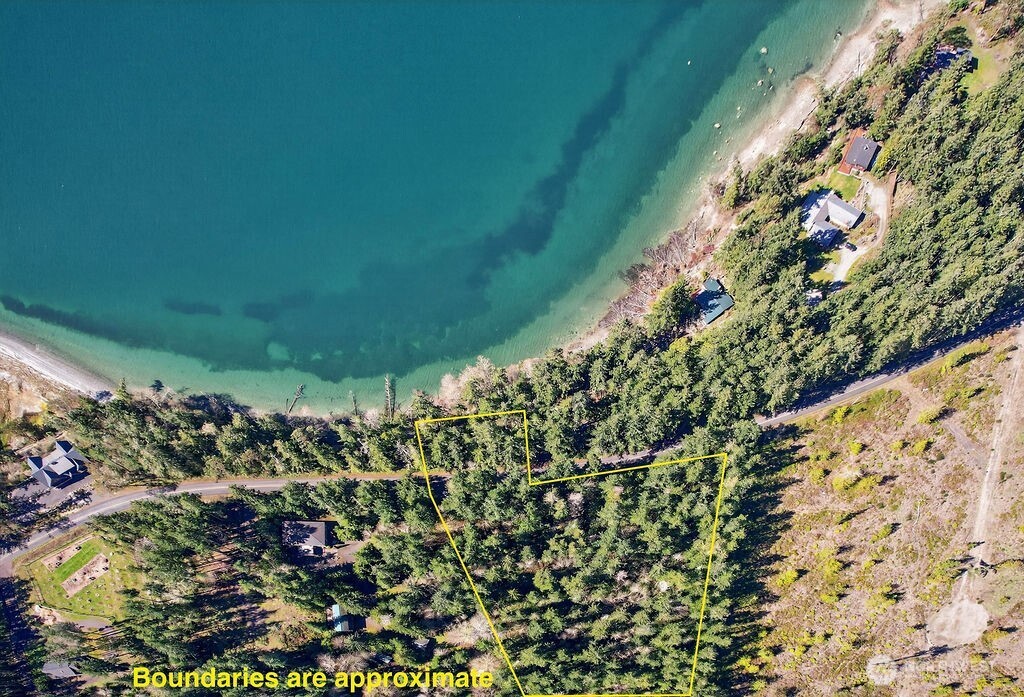 999 E Sequim Bay Road , Sequim, WA 98382