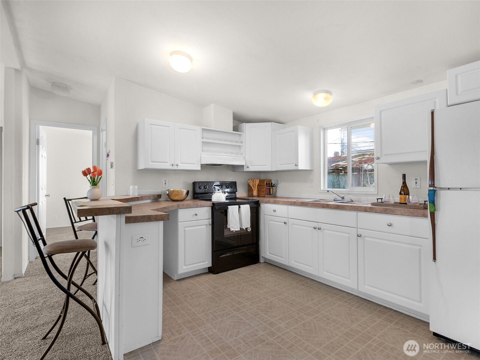 208 NE 2nd Street , Long Beach, WA 98631