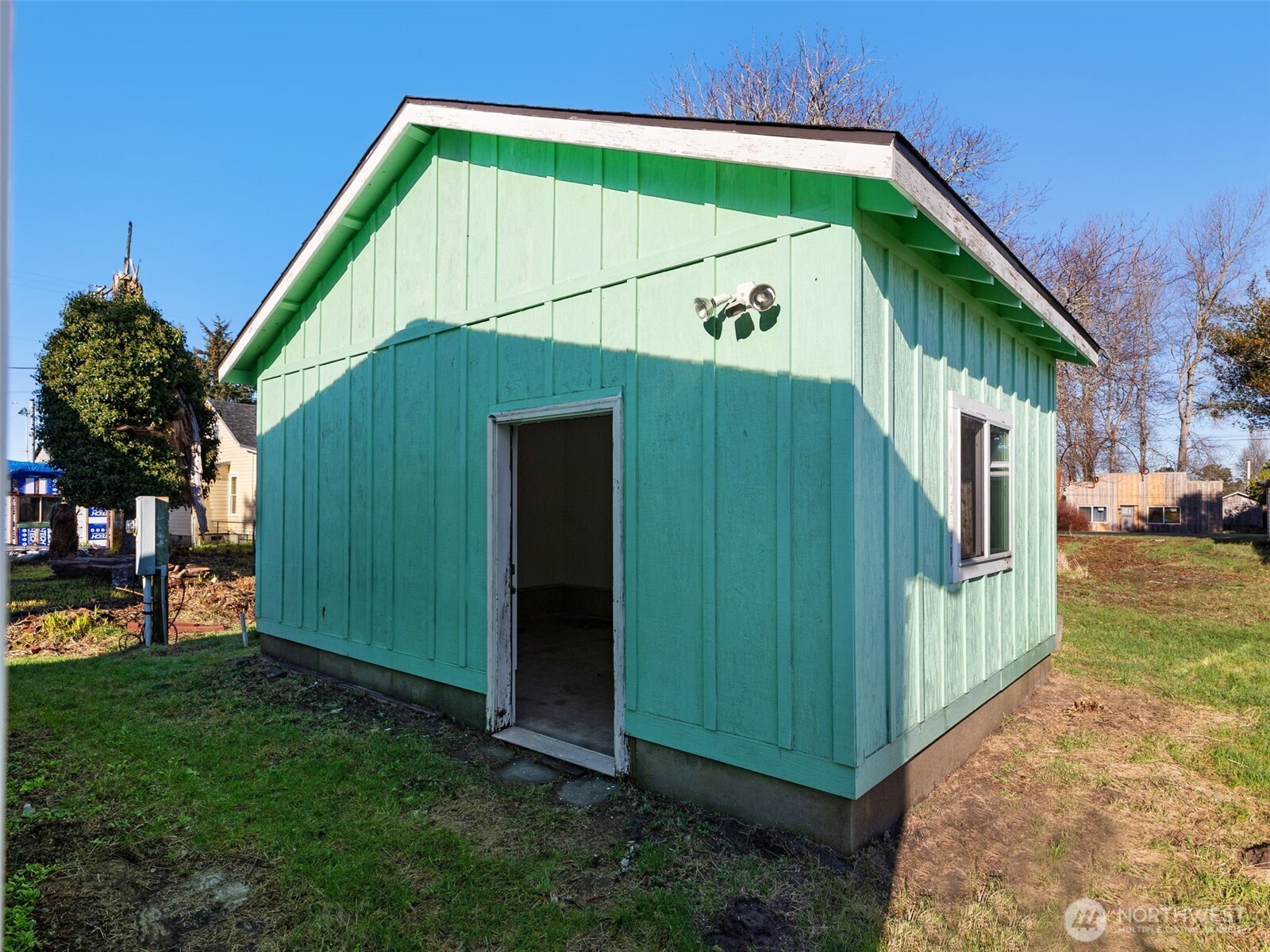 208 NE 2nd Street , Long Beach, WA 98631