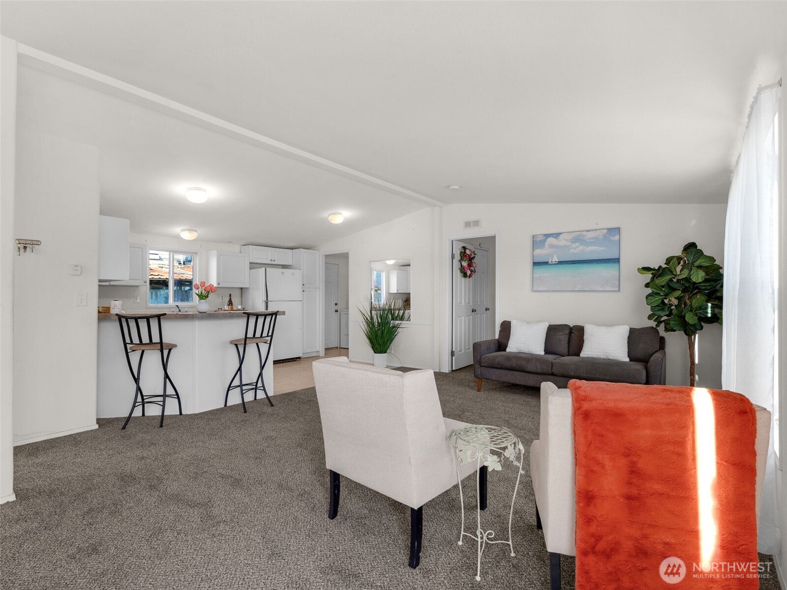 208 NE 2nd Street , Long Beach, WA 98631