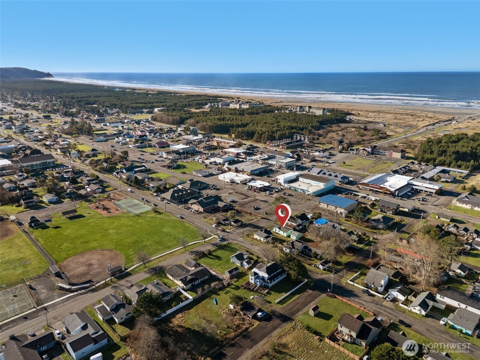 208 NE 2nd Street , Long Beach, WA 98631