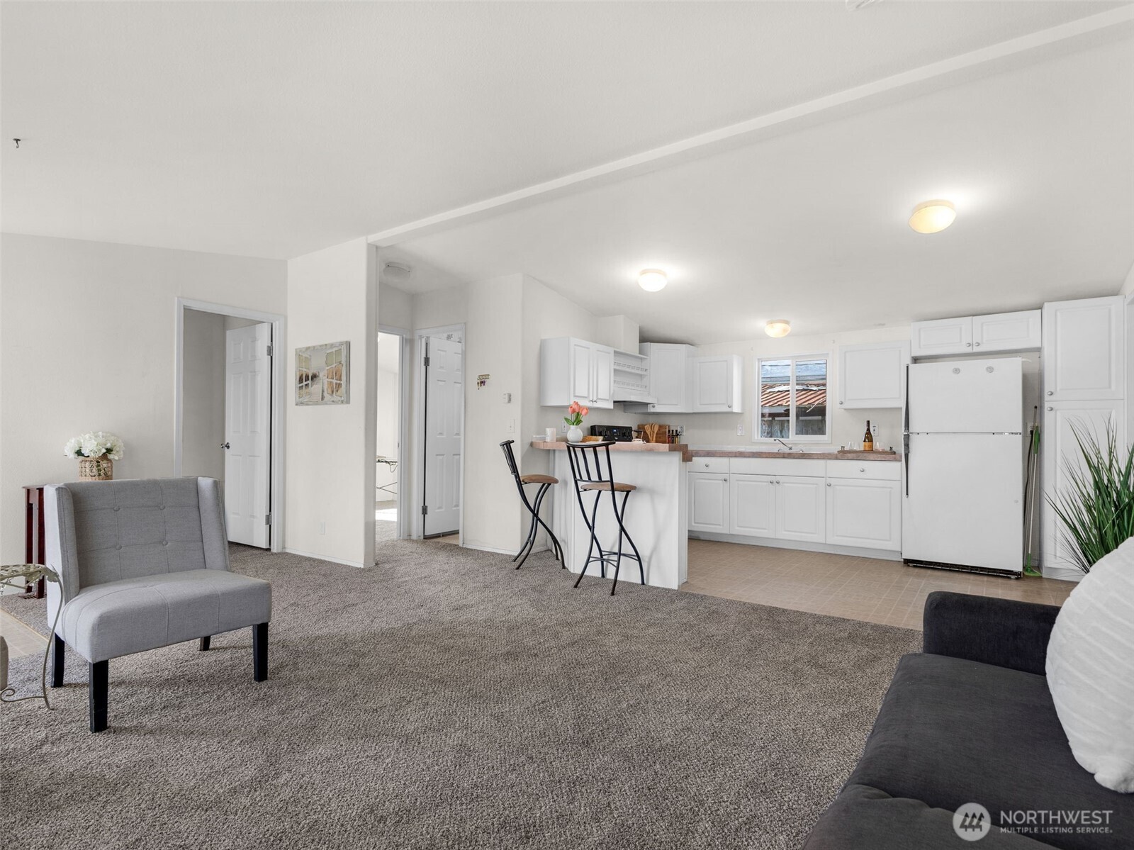 208 NE 2nd Street , Long Beach, WA 98631