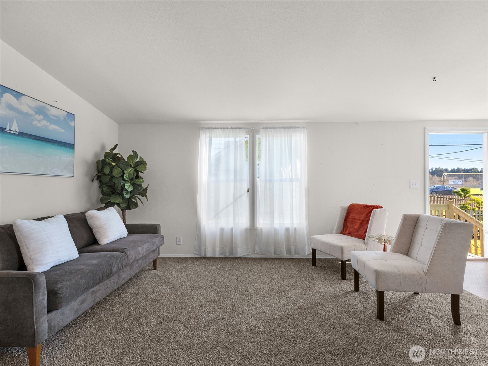 208 NE 2nd Street , Long Beach, WA 98631