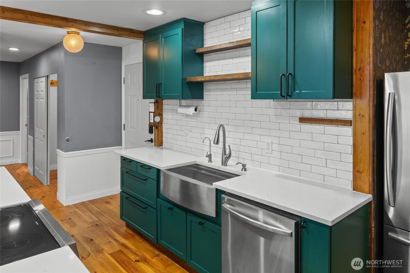 202 E Third Street #210, Cle Elum, WA 98922