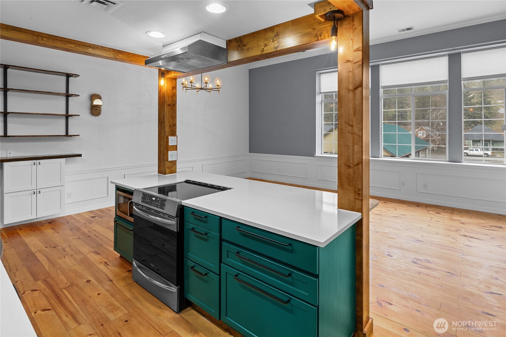 202 E Third Street #210, Cle Elum, WA 98922