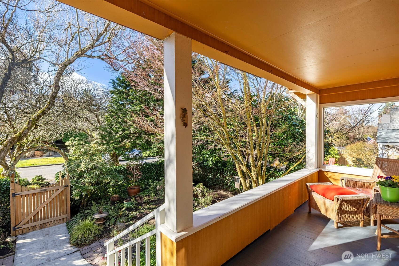 2332 45th Avenue SW, Seattle, WA 98116