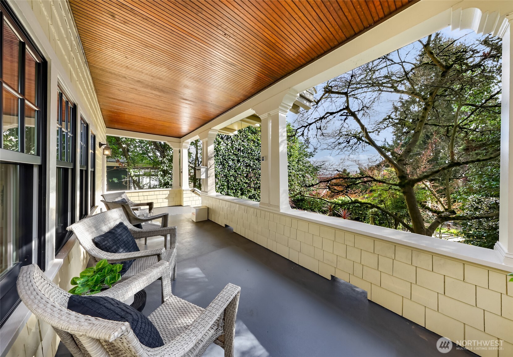 2333 Federal Avenue E, Seattle, WA 98102