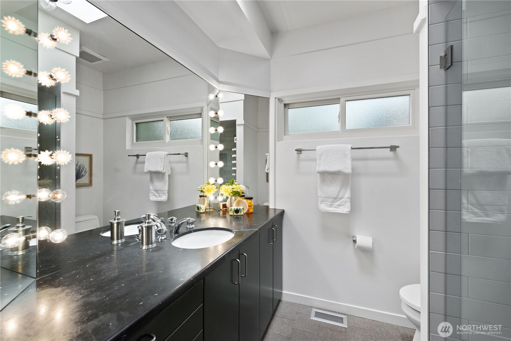 16 Wembley Lane , Mercer Island, WA 98040