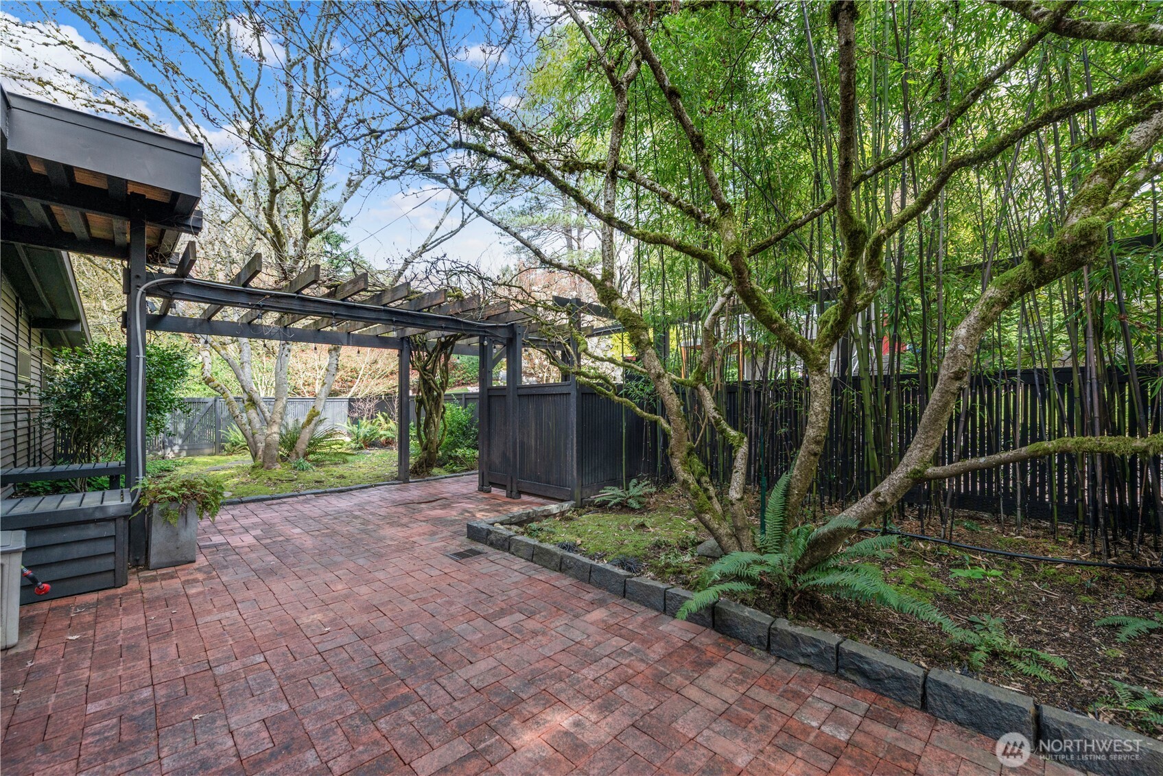 16 Wembley Lane , Mercer Island, WA 98040