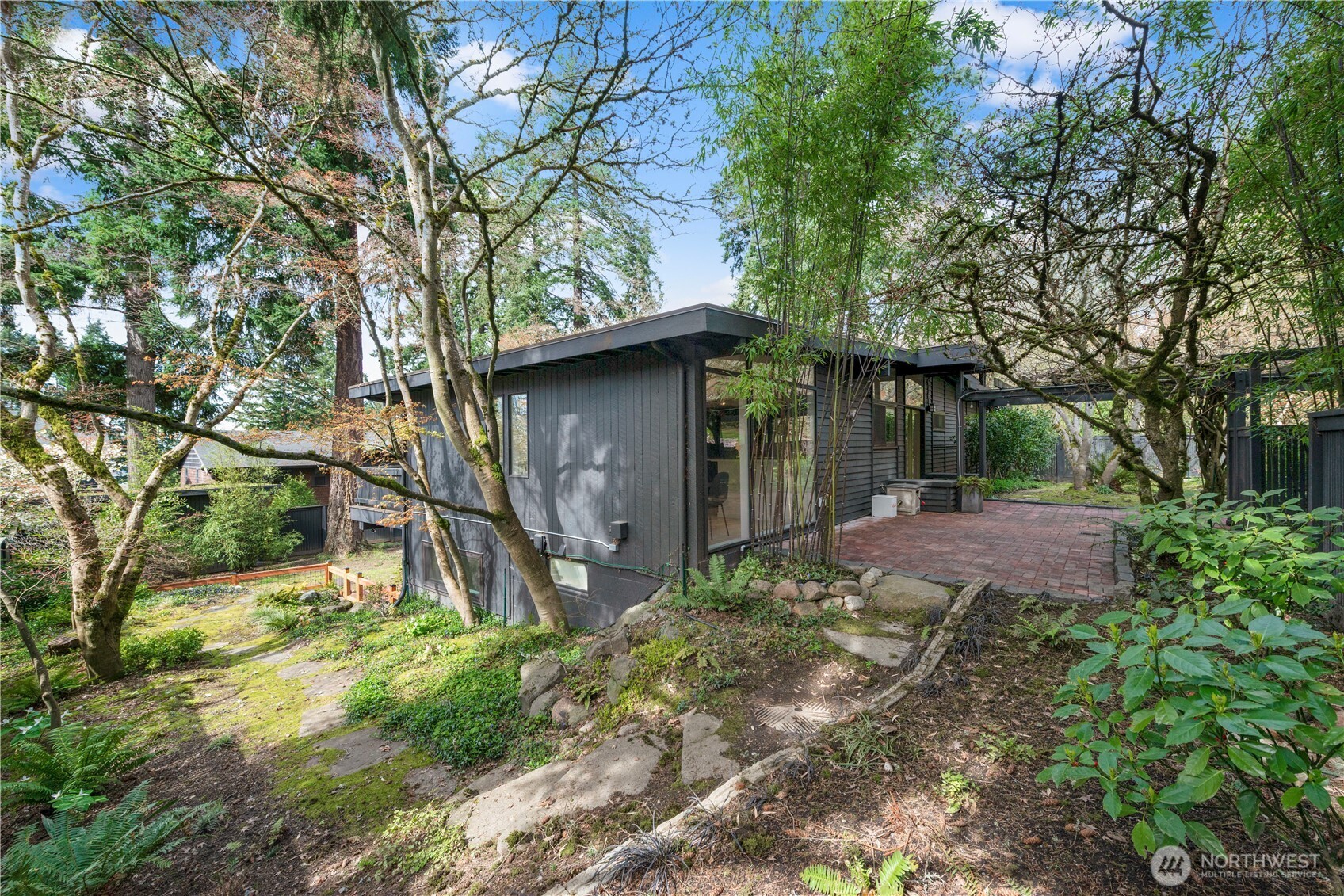 16 Wembley Lane , Mercer Island, WA 98040