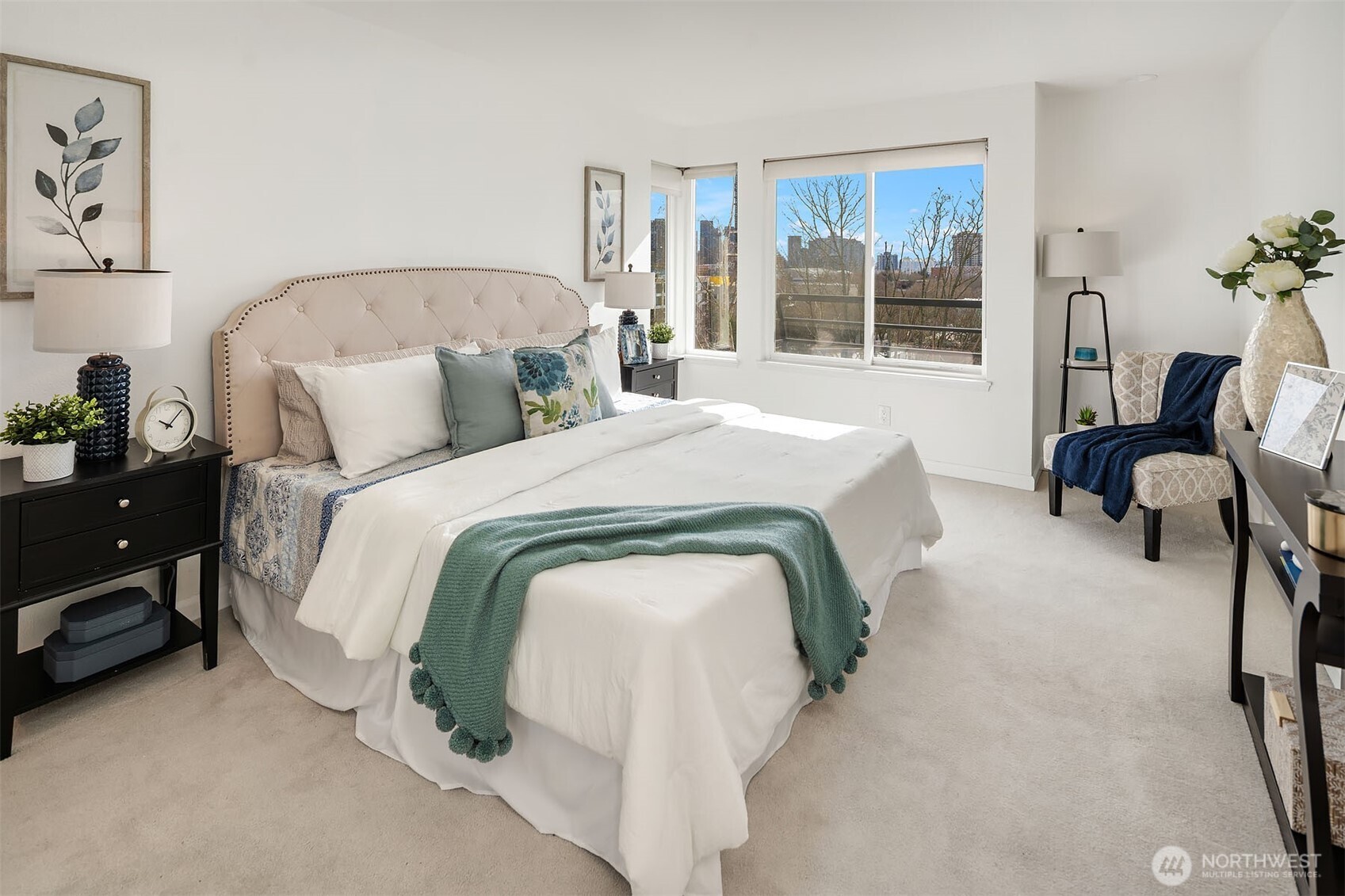 150 Valley Street #302, Seattle, WA 98109