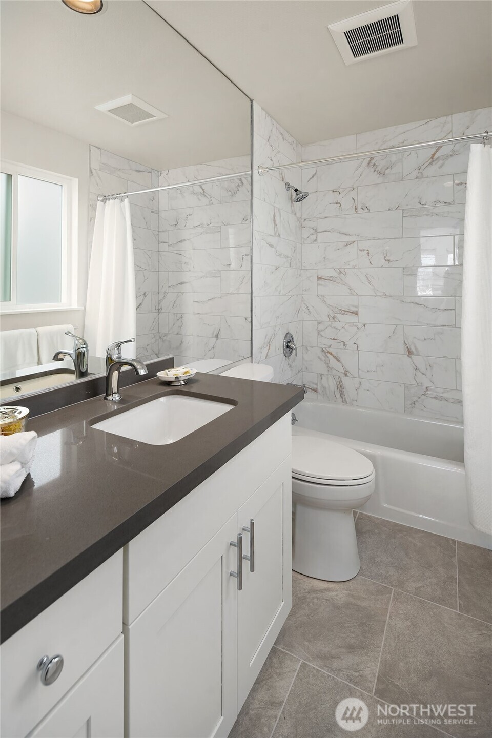 150 Valley Street #302, Seattle, WA 98109