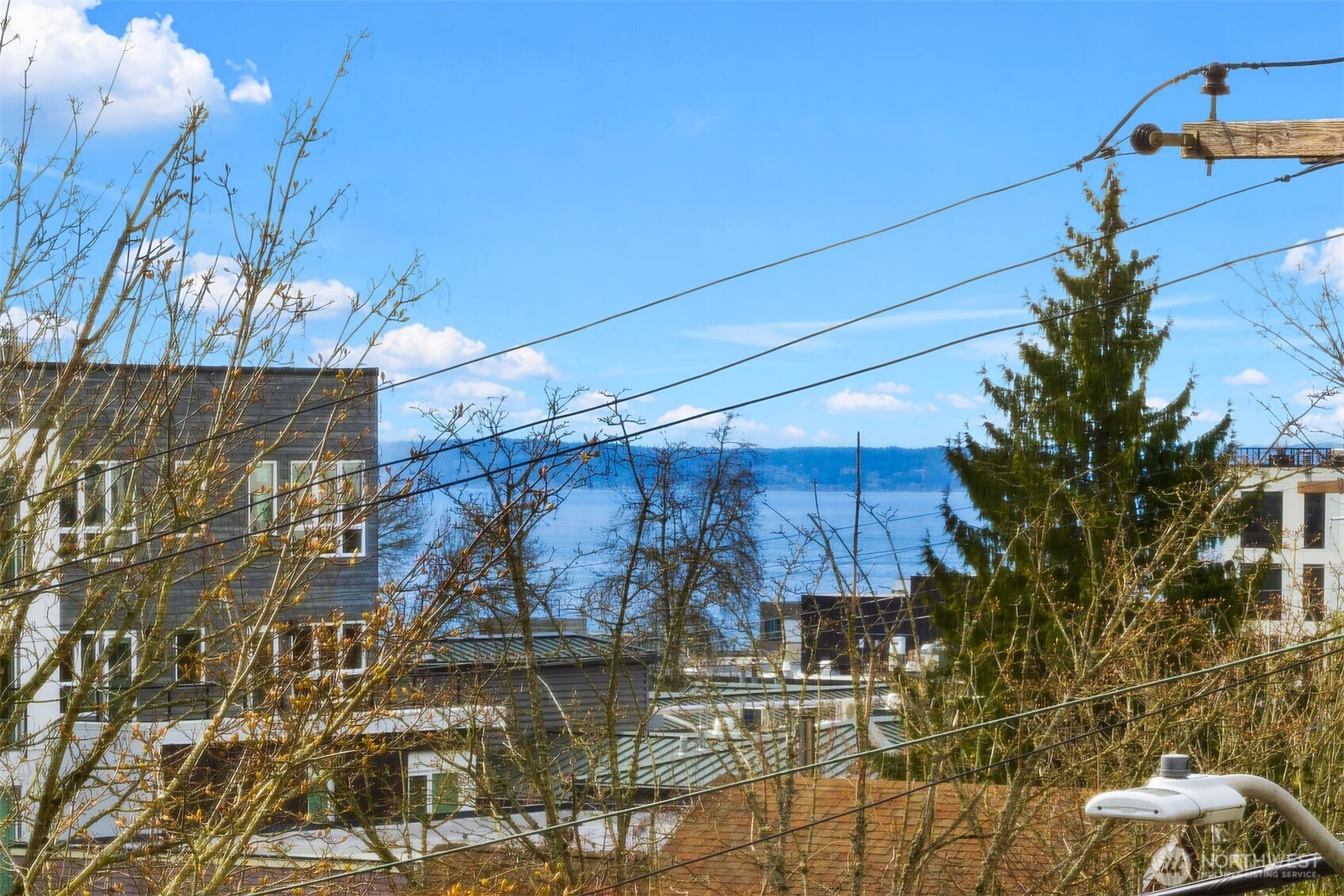 150 Valley Street #302, Seattle, WA 98109