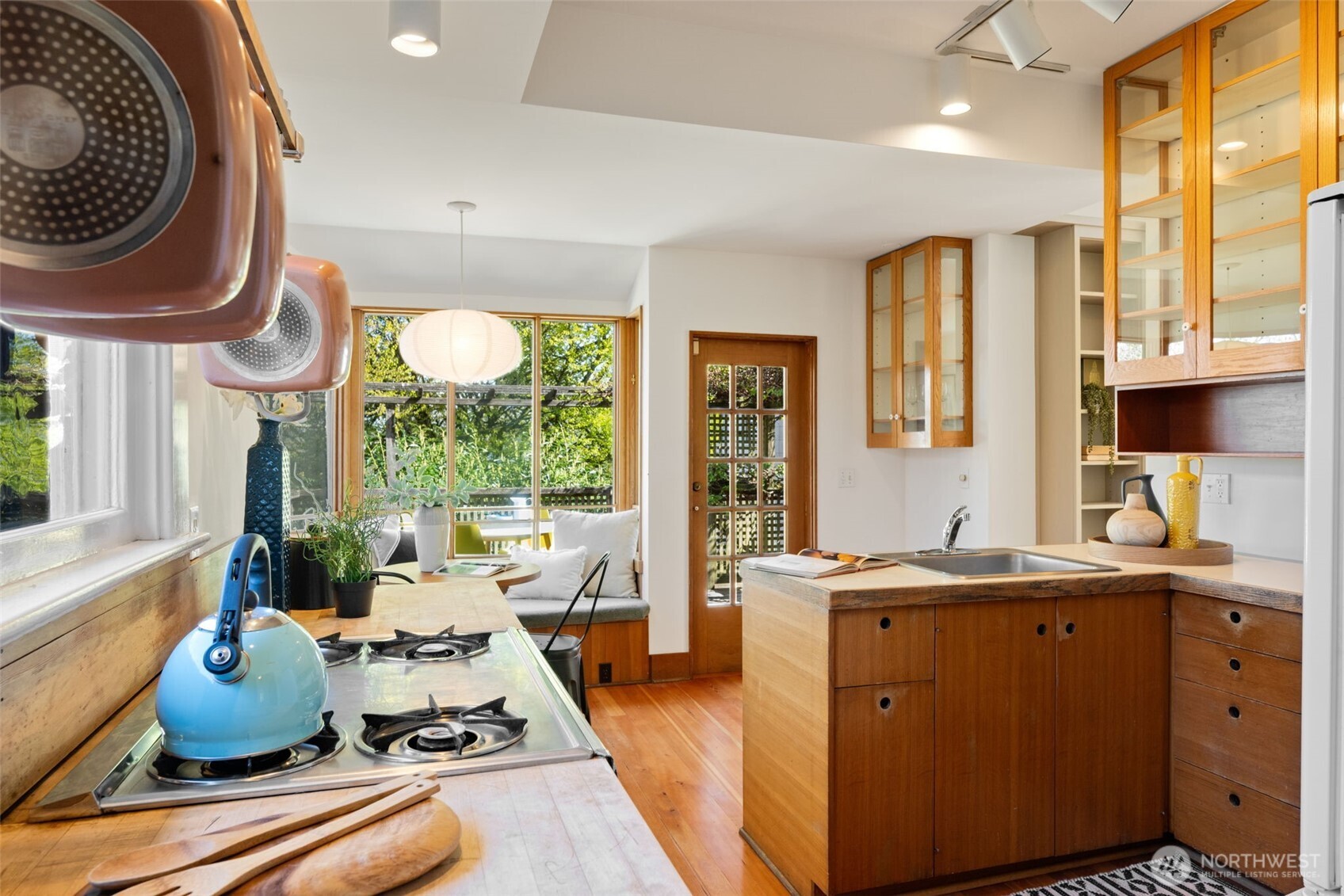 1204 17th Avenue E, Seattle, WA 98112