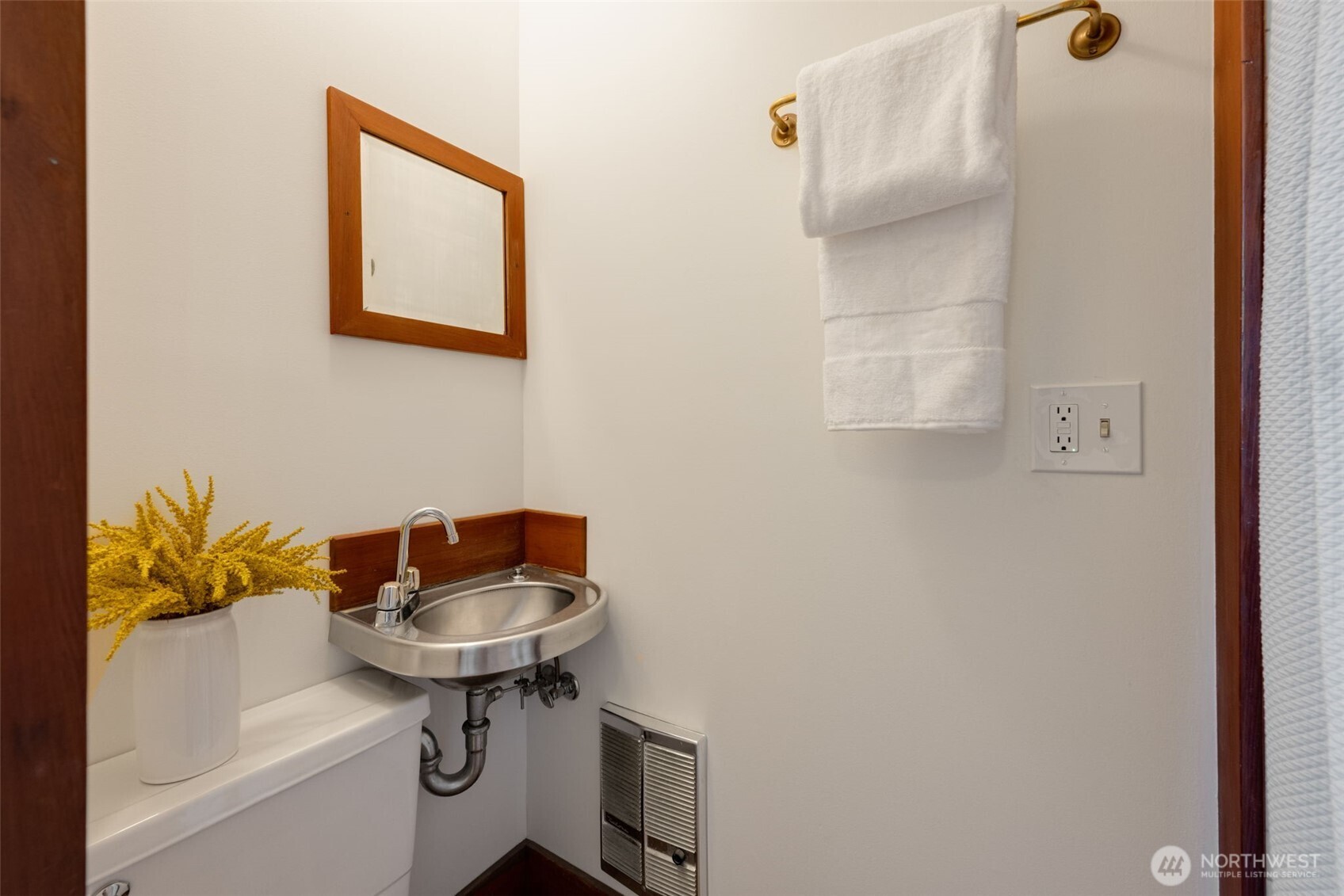 1204 17th Avenue E, Seattle, WA 98112