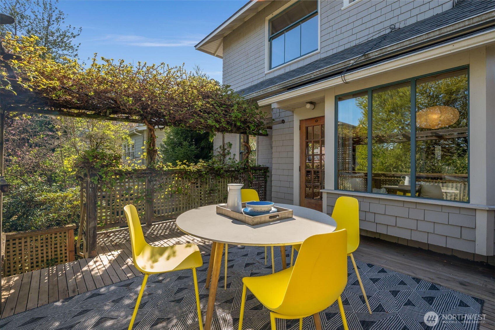 1204 17th Avenue E, Seattle, WA 98112