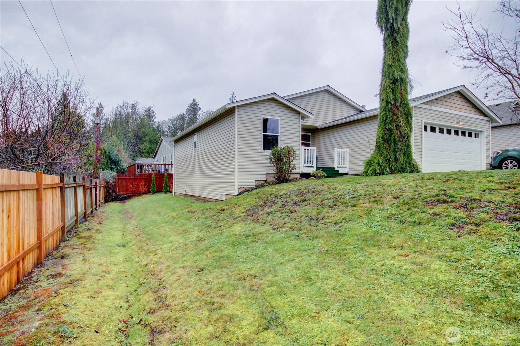 821 Park Cottage Place , Sedro Woolley, WA 98284