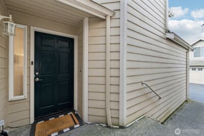 8125 212th Street SW #9, Edmonds, WA 98026 - Photo 1