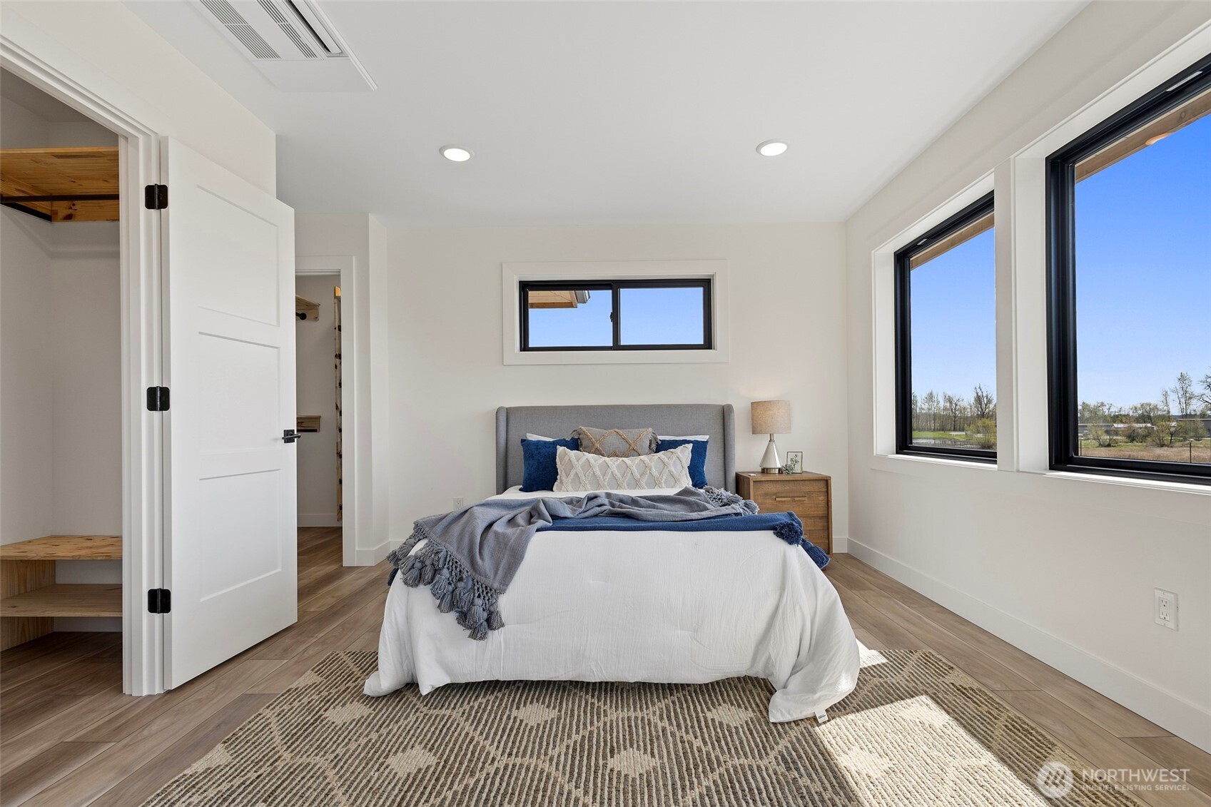 214 Skipping Stone Loop , Lynden, WA 98264