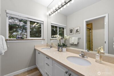 401 S 51st Court , Renton, WA 98055 - Photo 33