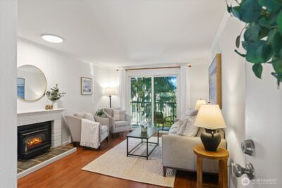 921 130th Street SW #C203, Everett, WA 98204 - Photo 2