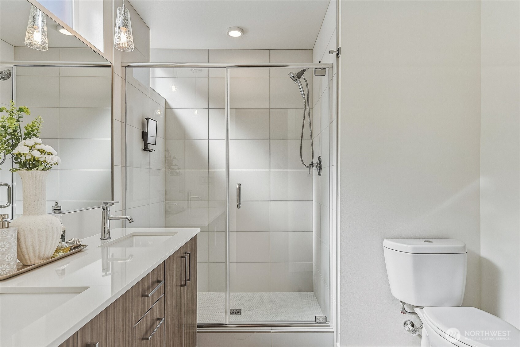 6313 9th Avenue NE #A, Seattle, WA 98115