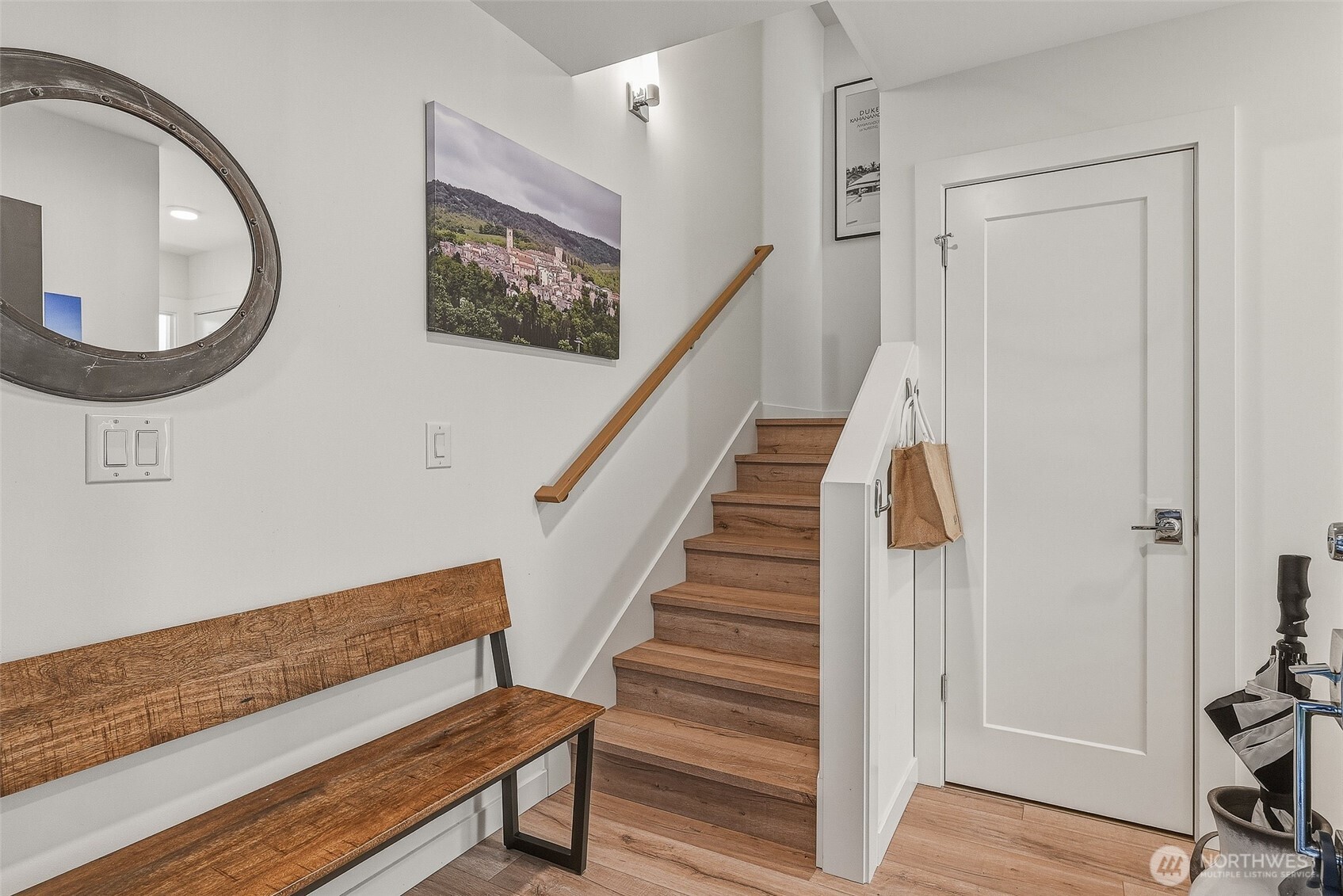6313 9th Avenue NE #A, Seattle, WA 98115