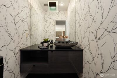 1318 Lakeside Avenue S, Seattle, WA 98144 - Photo 12