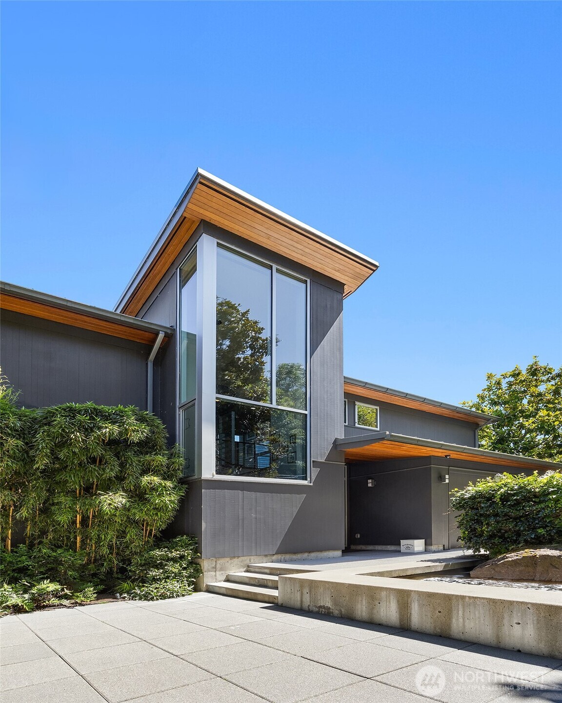 1318 Lakeside Avenue S, Seattle, WA 98144