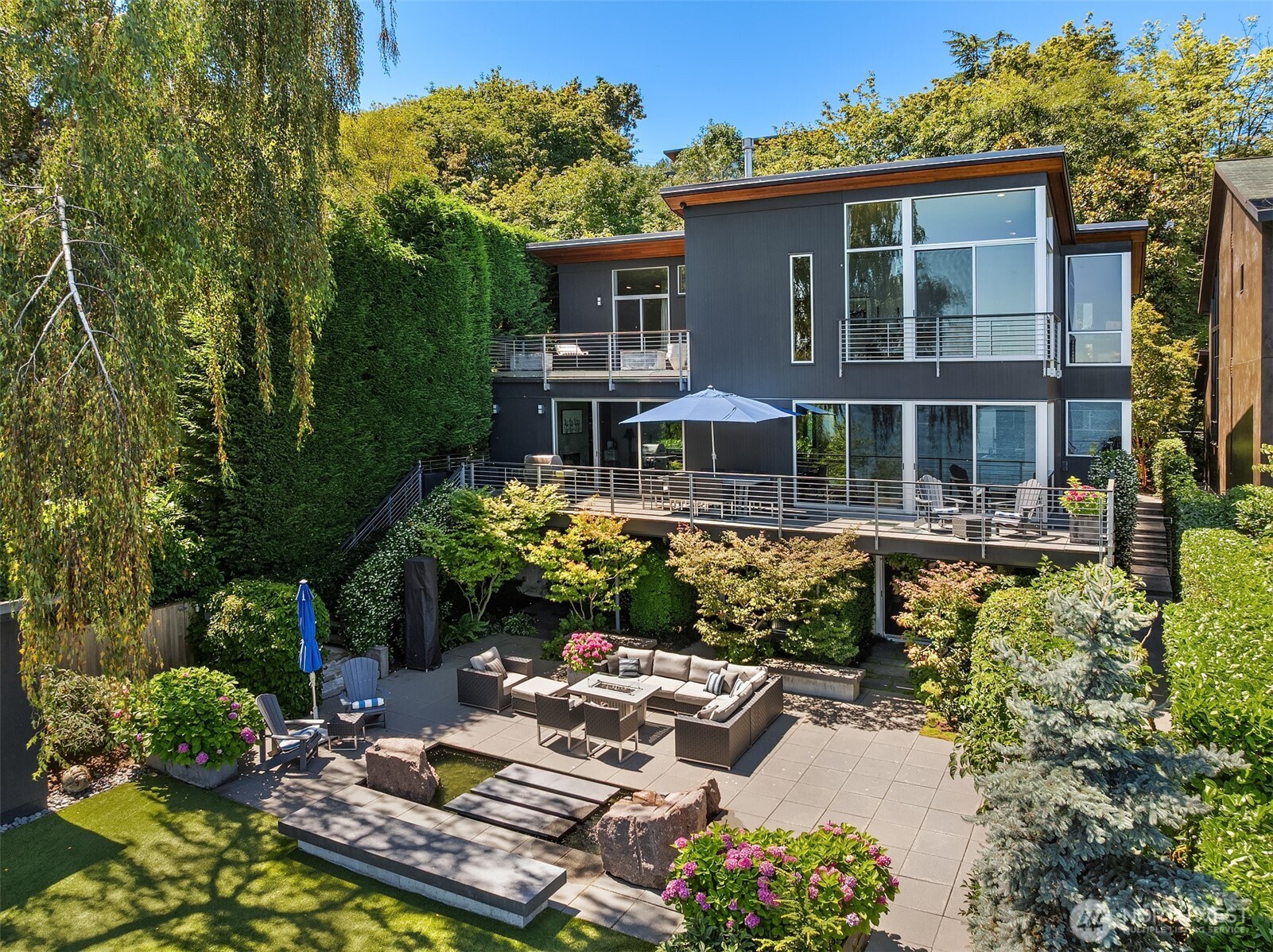 1318 Lakeside Avenue S, Seattle, WA 98144