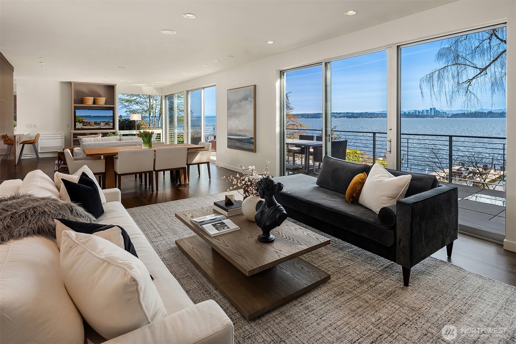 1318 Lakeside Avenue S, Seattle, WA 98144