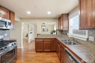 1721 Madison Street #B, Everett, WA 98203 - Photo 14