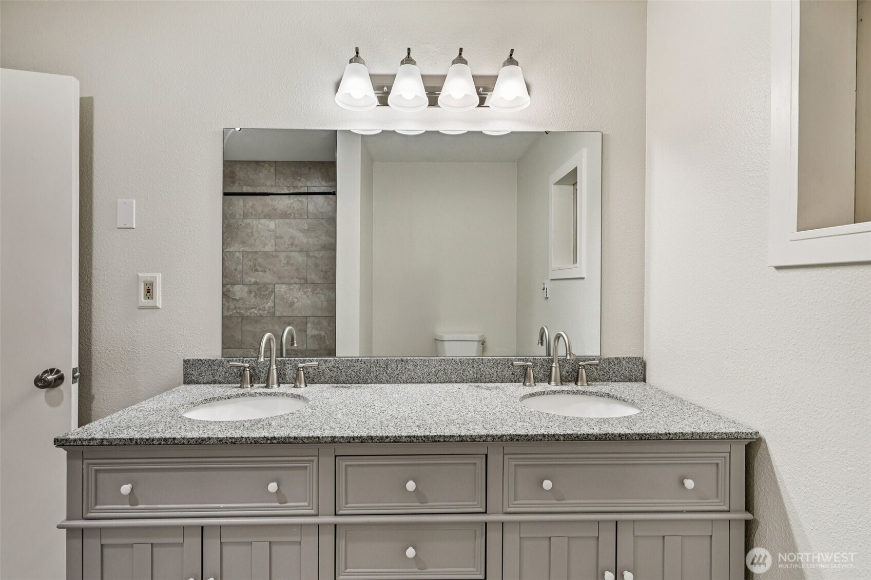 1095 Worthy Place , Greenbank, WA 98253