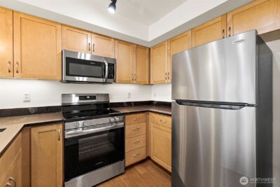 827 Hiawatha Place S #313, Seattle, WA 98144 - Photo 8