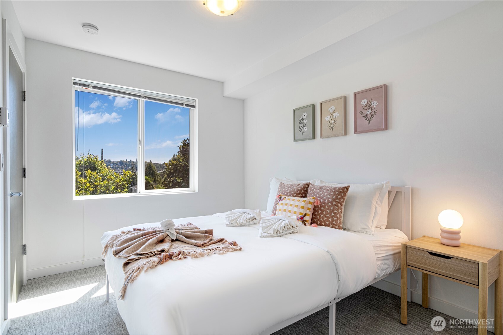 1546 Sturgus Avenue S, Seattle, WA 98144