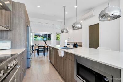 1546 Sturgus Avenue S, Seattle, WA 98144 - Photo 6