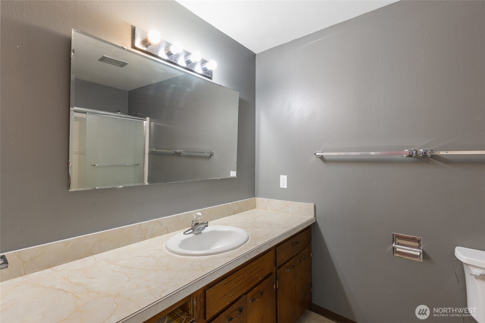 603 N Crestview Drive , Moses Lake, WA 98837