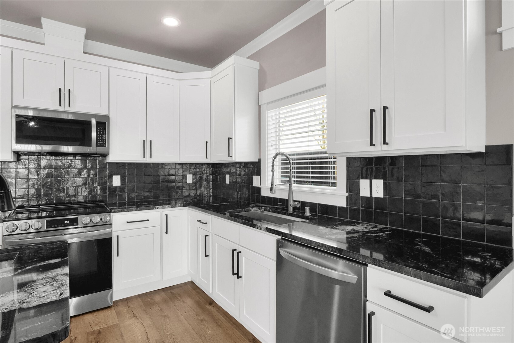 1331 NE Nanto Road #A&B, Moses Lake, WA 98837