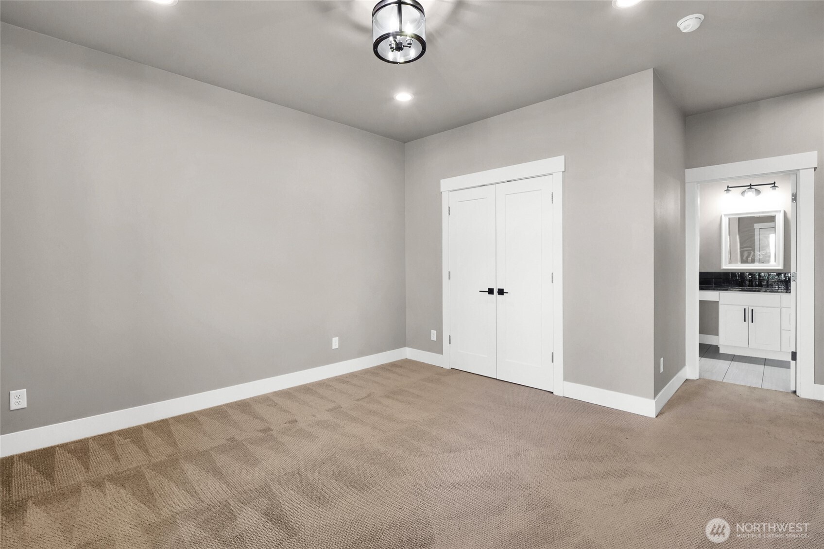 1331 NE Nanto Road #A&B, Moses Lake, WA 98837