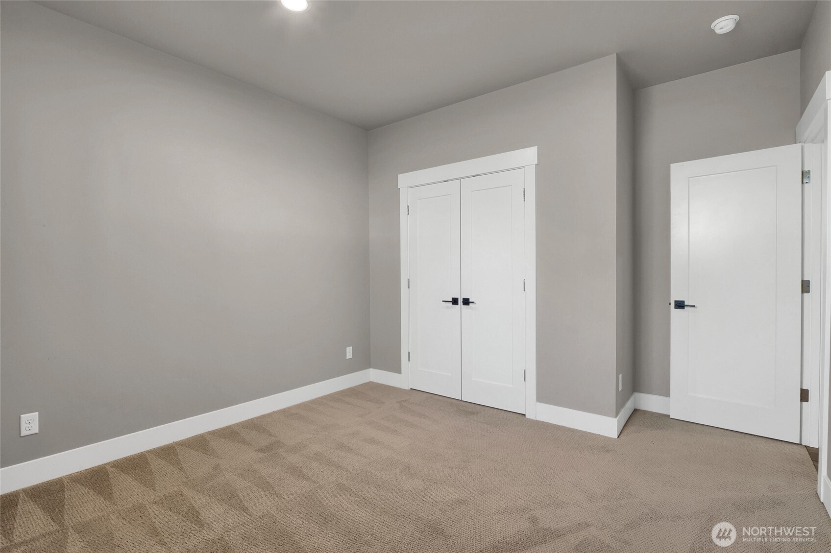 1331 NE Nanto Road #A&B, Moses Lake, WA 98837